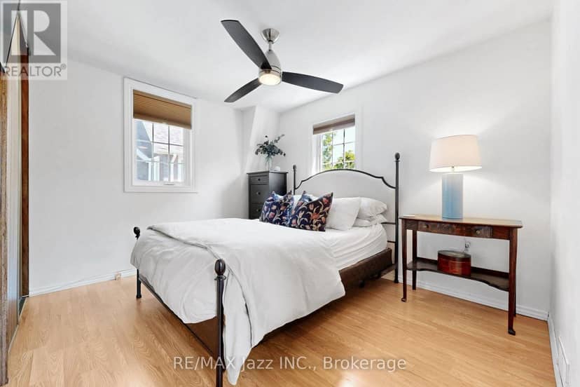 559 Masson Street — photo 16 of 22
