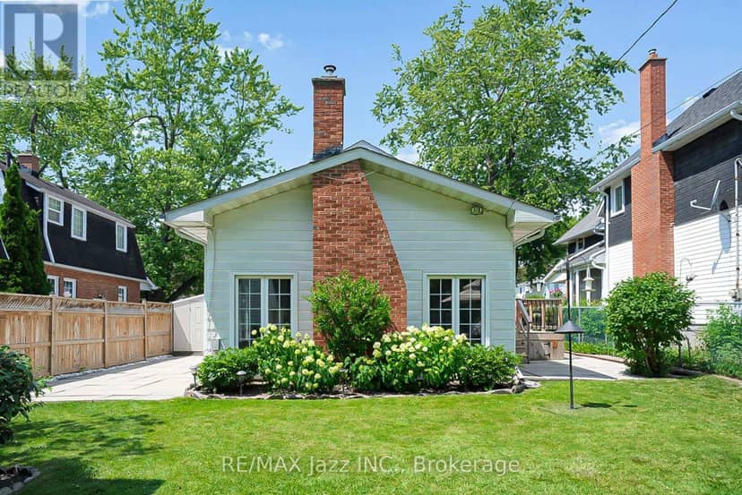 559 Masson Street — photo 20 of 22