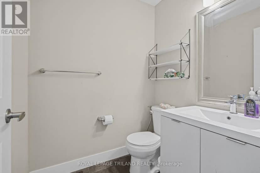 10 - 1960 Dalmagarry Road — photo 19 of 37