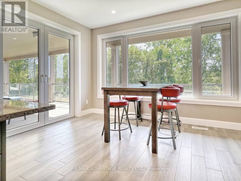 240 Edgewater Boulevard — photo 14 of 40