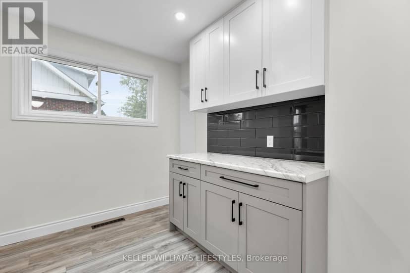 95 John Street E — photo 15 of 40