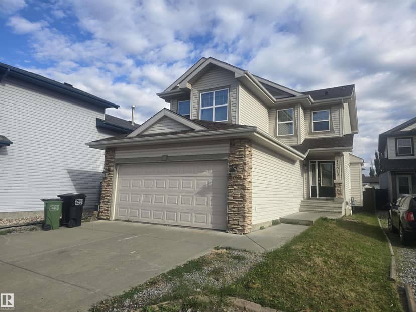 13812 149 AV NW, Edmonton