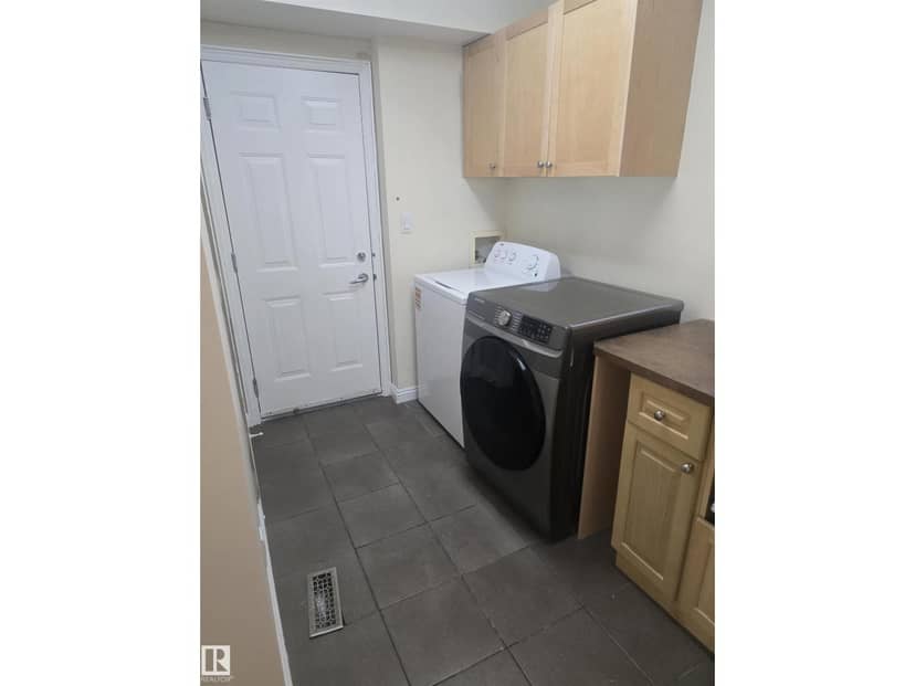 13812 149 AV NW — photo 12 of 31
