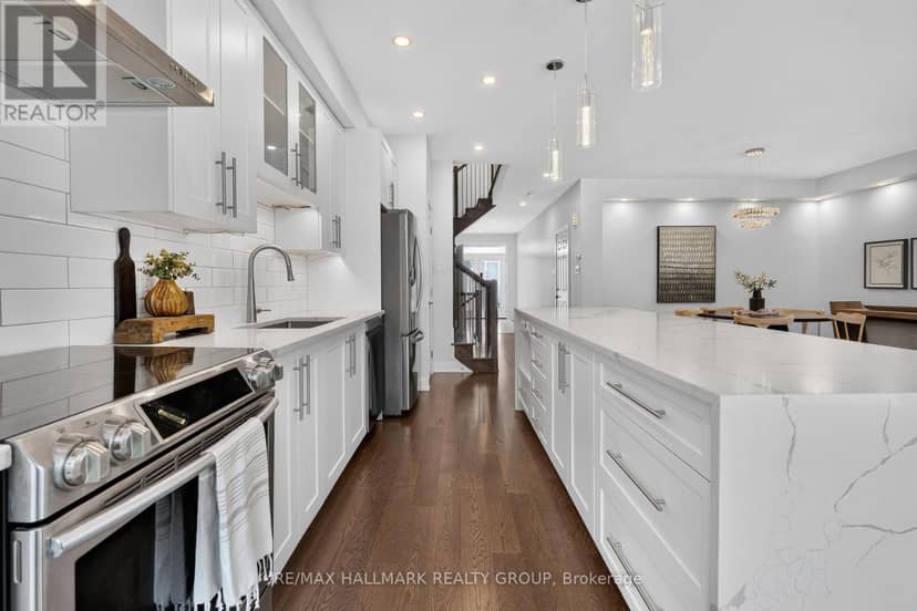 1033 Hydrangea Avenue — photo 11 of 40