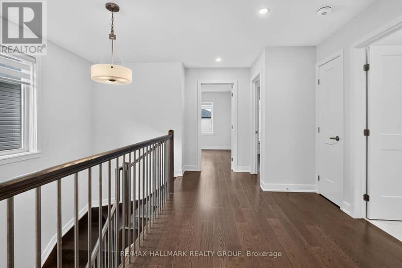 1033 Hydrangea Avenue — photo 33 of 40