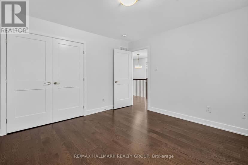 1033 Hydrangea Avenue — photo 37 of 40