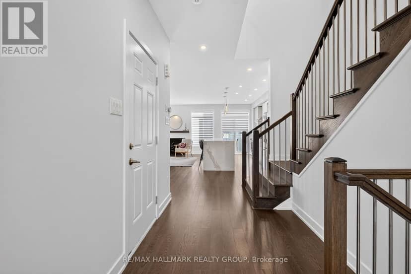 1033 Hydrangea Avenue — photo 5 of 40