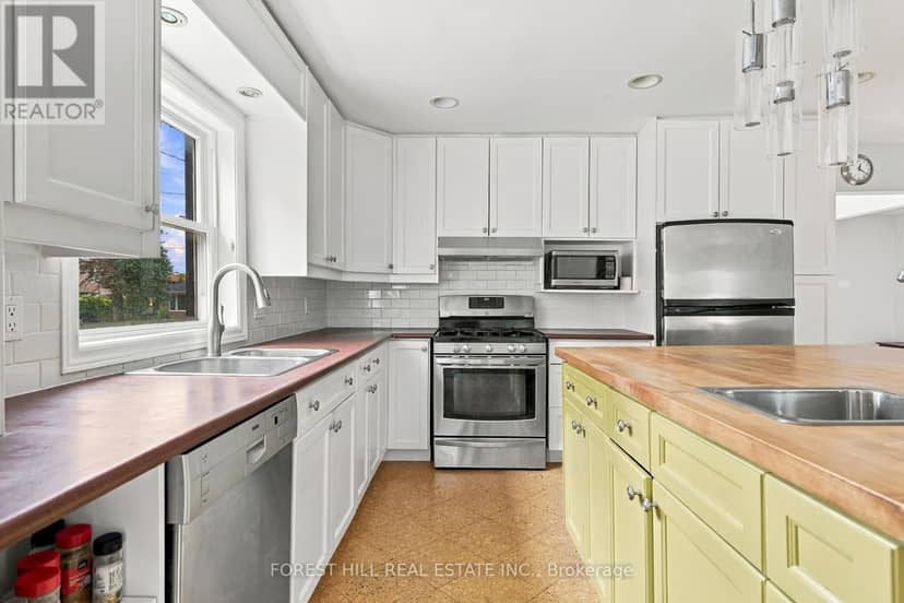 11 Urbandale Avenue, Toronto, photo 8