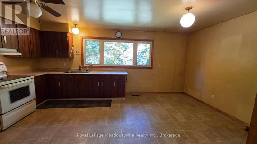 4202 15 Side Road — photo 15 of 30