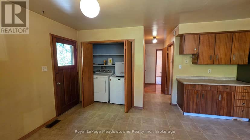 4202 15 Side Road — photo 16 of 30