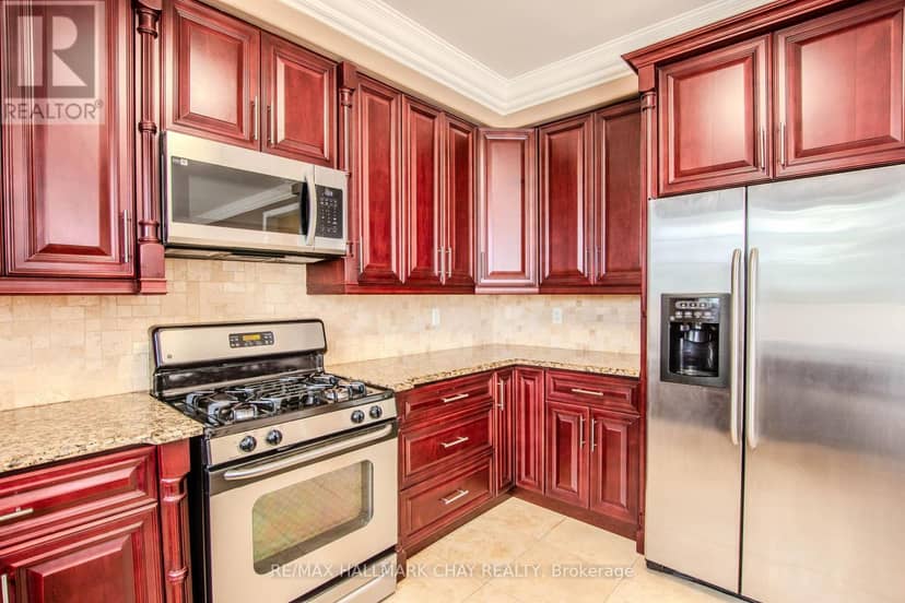 104 Succession Crescent — photo 10 of 40