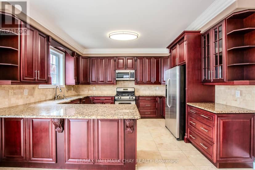 104 Succession Crescent — photo 11 of 40