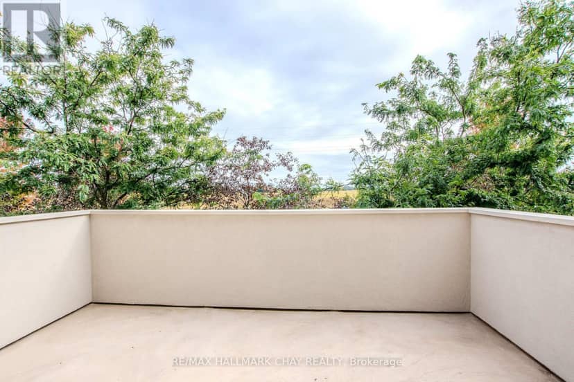 104 Succession Crescent — photo 18 of 40