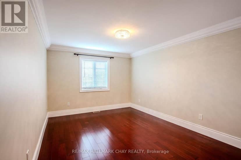 104 Succession Crescent — photo 32 of 40