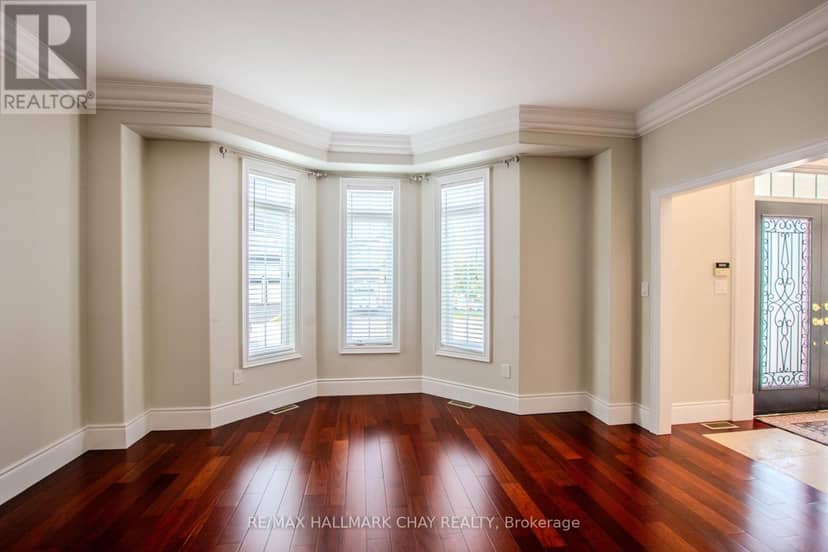 104 Succession Crescent — photo 6 of 40