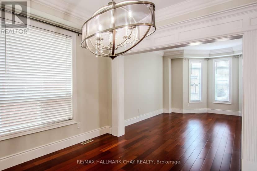 104 Succession Crescent — photo 7 of 40