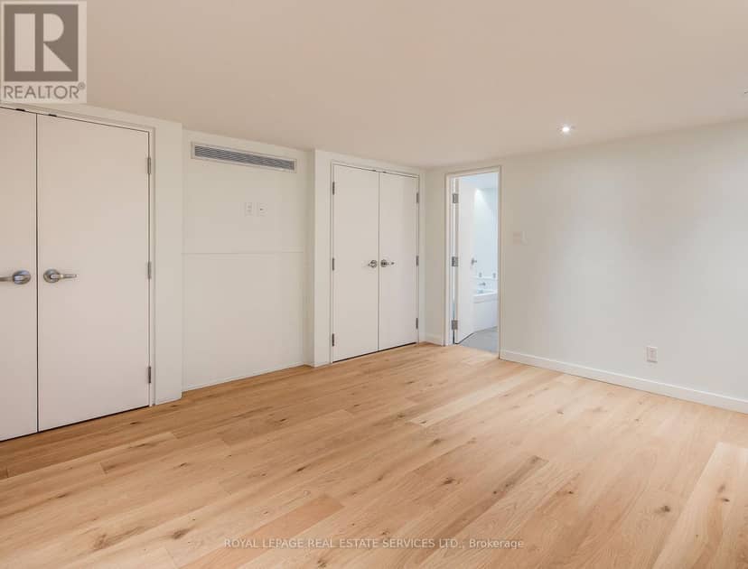 137 High Park Avenue — photo 18 of 25