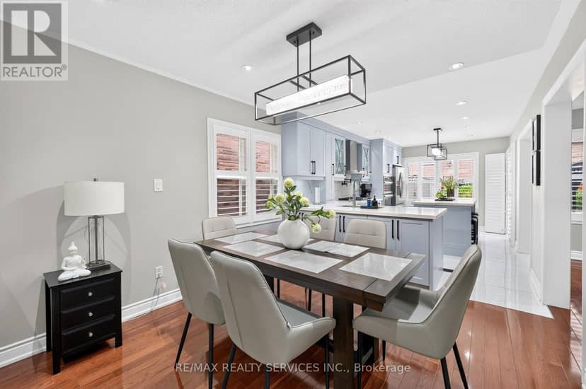 47 Twisted Oak Street — photo 10 of 40