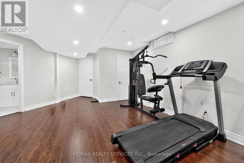 47 Twisted Oak Street — photo 40 of 40