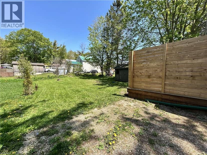 101 JOHN Street E — photo 33 of 36