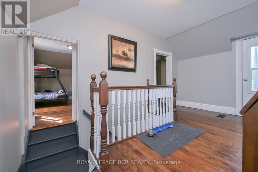 103 Amaranth St E — photo 19 of 38