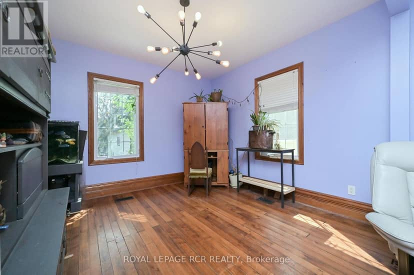 103 Amaranth St E — photo 15 of 38