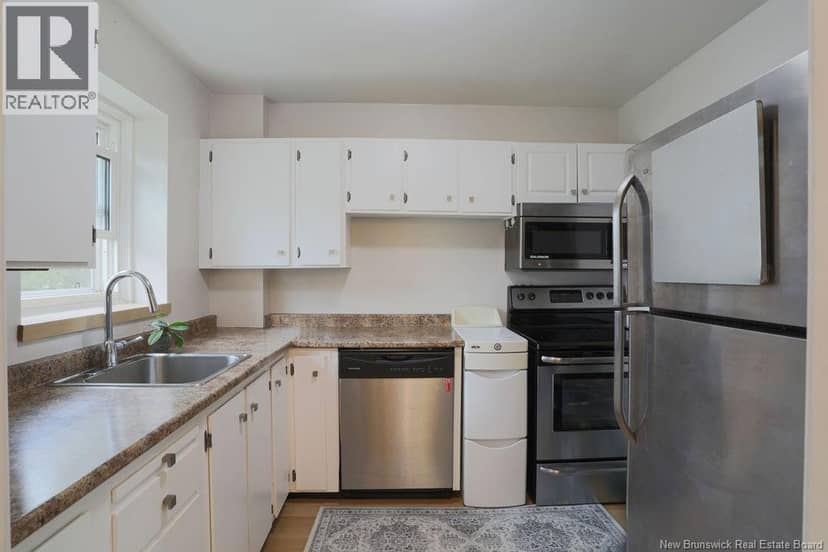 2865 Rothesay Road Unit# 2 — photo 2 of 35