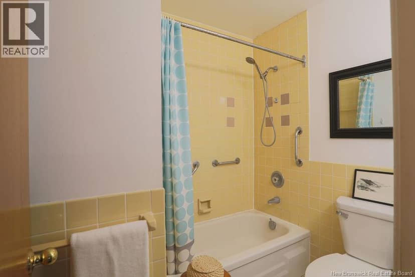 2865 Rothesay Road Unit# 2 — photo 15 of 35