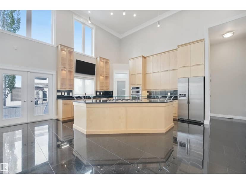 5014 Donsdale DR NW — photo 11 of 40