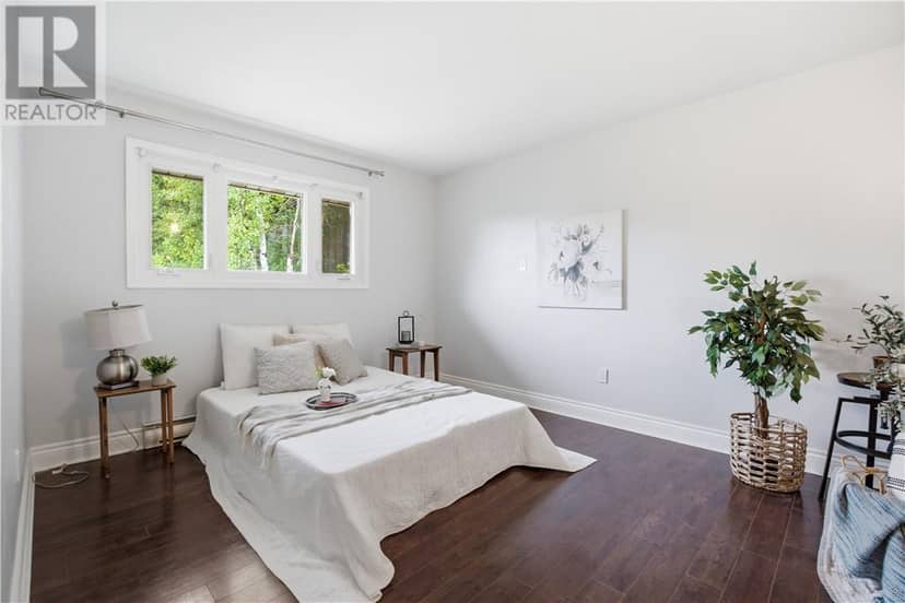 836 Prete Street — photo 13 of 34