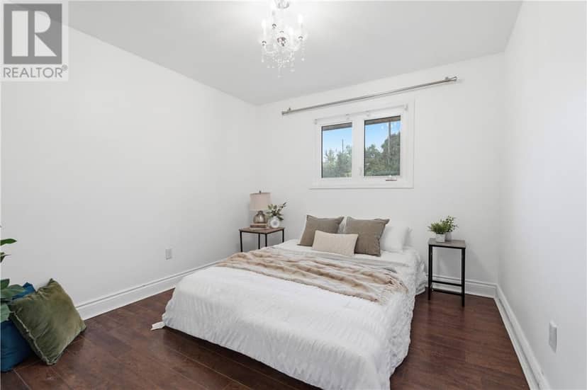 836 Prete Street — photo 17 of 34