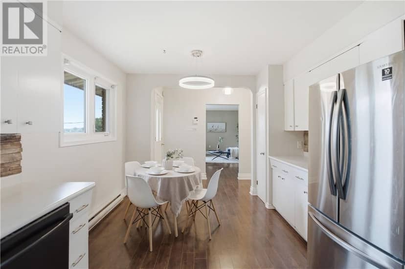 836 Prete Street — photo 11 of 35