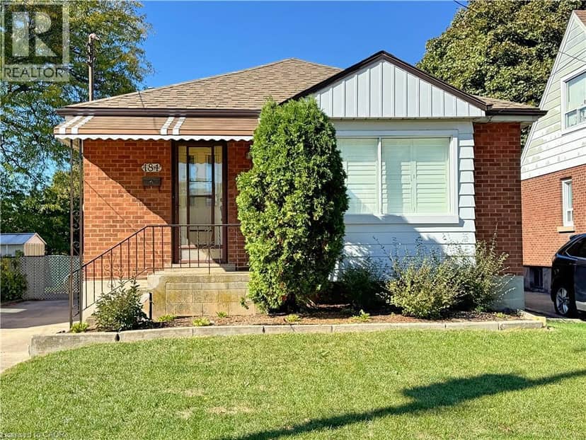 184 EAST 35TH Street, Hamilton, photo 2