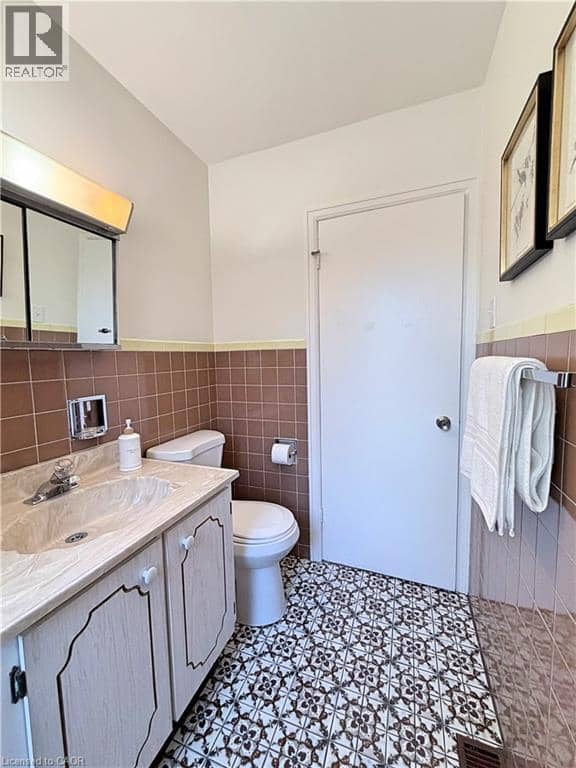 184 EAST 35TH Street — photo 20 of 40