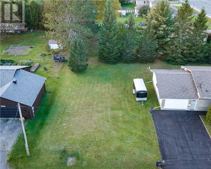 2979 Stanley Street — photo 29 of 32