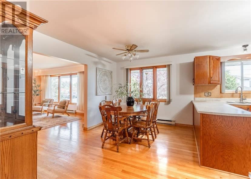 2979 Stanley Street, Val Caron, photo 5