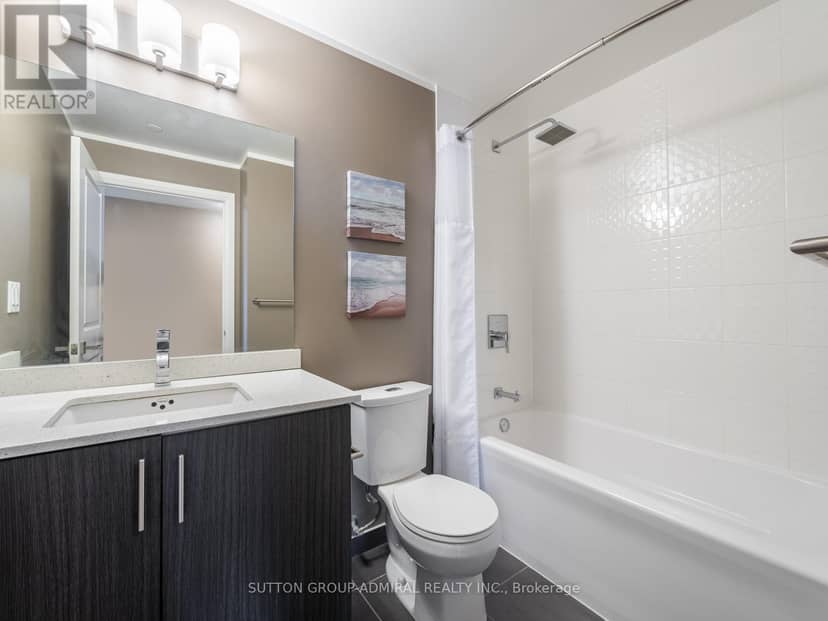 2908 - 3600 Highway 7 — photo 7 of 32
