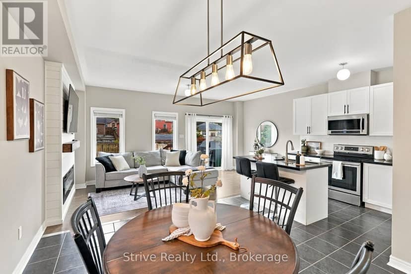 18 Bud Doucette Court, Uxbridge, photo 7