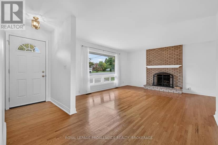 935 McKnight Road, Kingston, photo 3