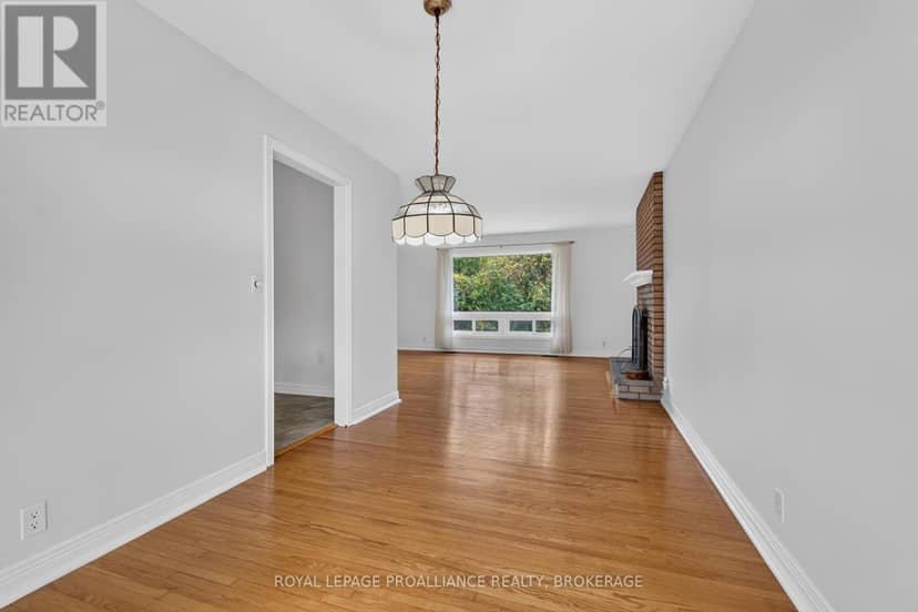 935 McKnight Road, Kingston, photo 8