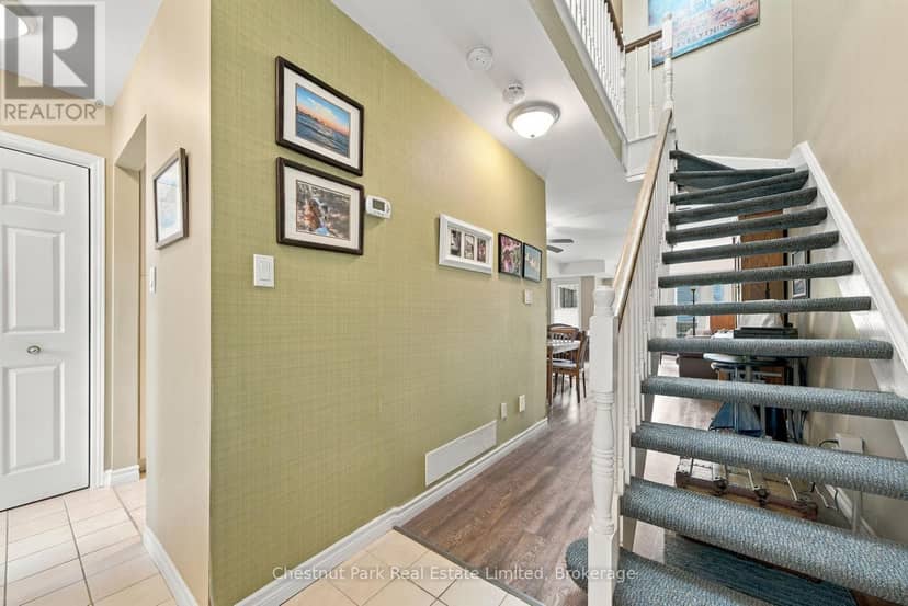 15 - 1 Mortimer Street, Prince Edward County, photo 4