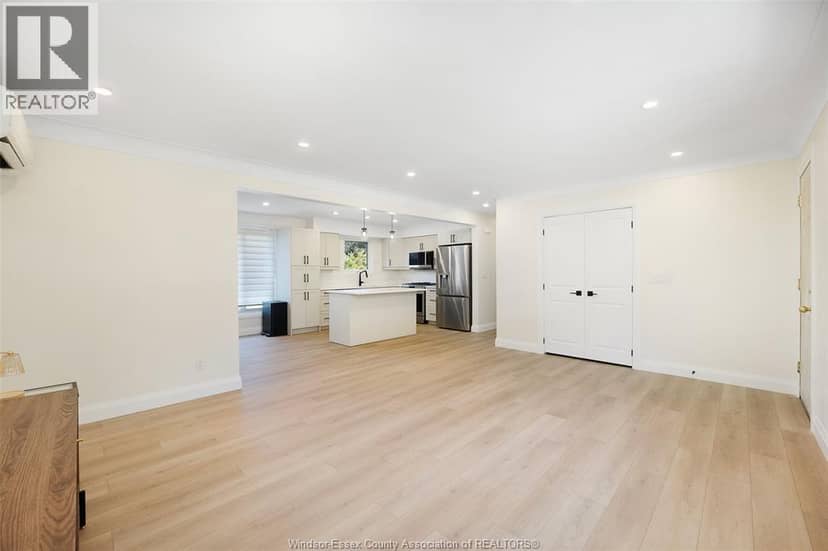 1237 Homedale — photo 9 of 32