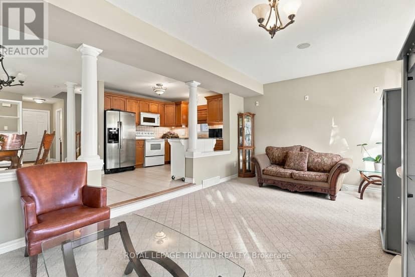 1426 Mickleborough Drive — photo 10 of 37