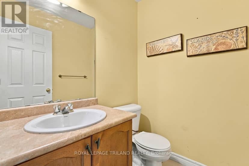 1426 Mickleborough Drive — photo 14 of 37