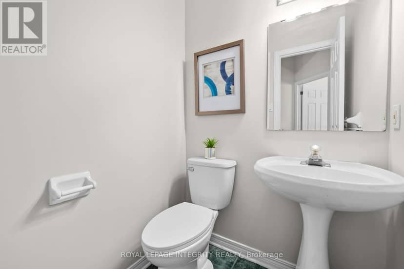 4 Tamarack Place — photo 18 of 37