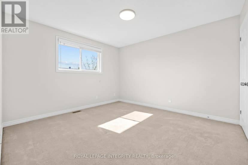 4 Tamarack Place — photo 23 of 37