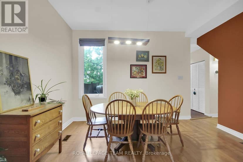 197 Pretoria Avenue — photo 12 of 38