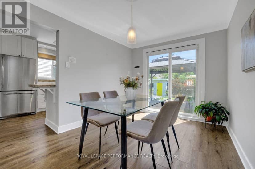 12 Prince Albert Street — photo 12 of 40