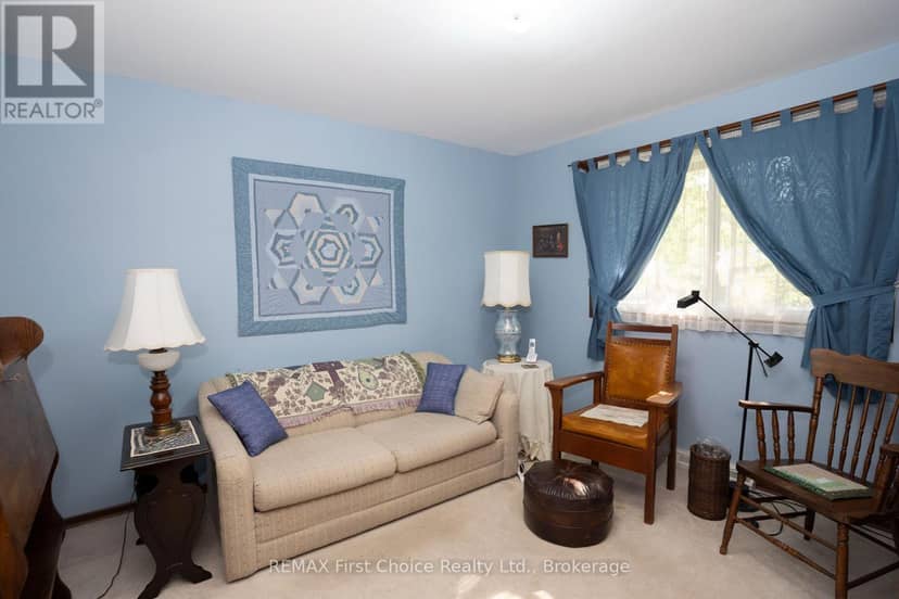 160 Whalen Street — photo 33 of 40