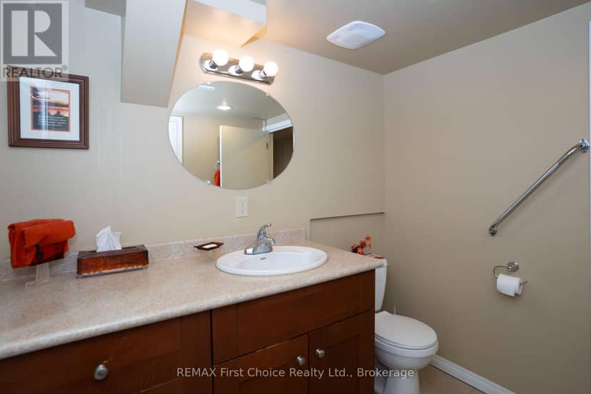 160 Whalen Street — photo 37 of 40